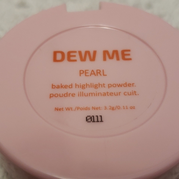 Estate Dew Me Baked Powder, Pearl 3.2g - Picture 2 of 2